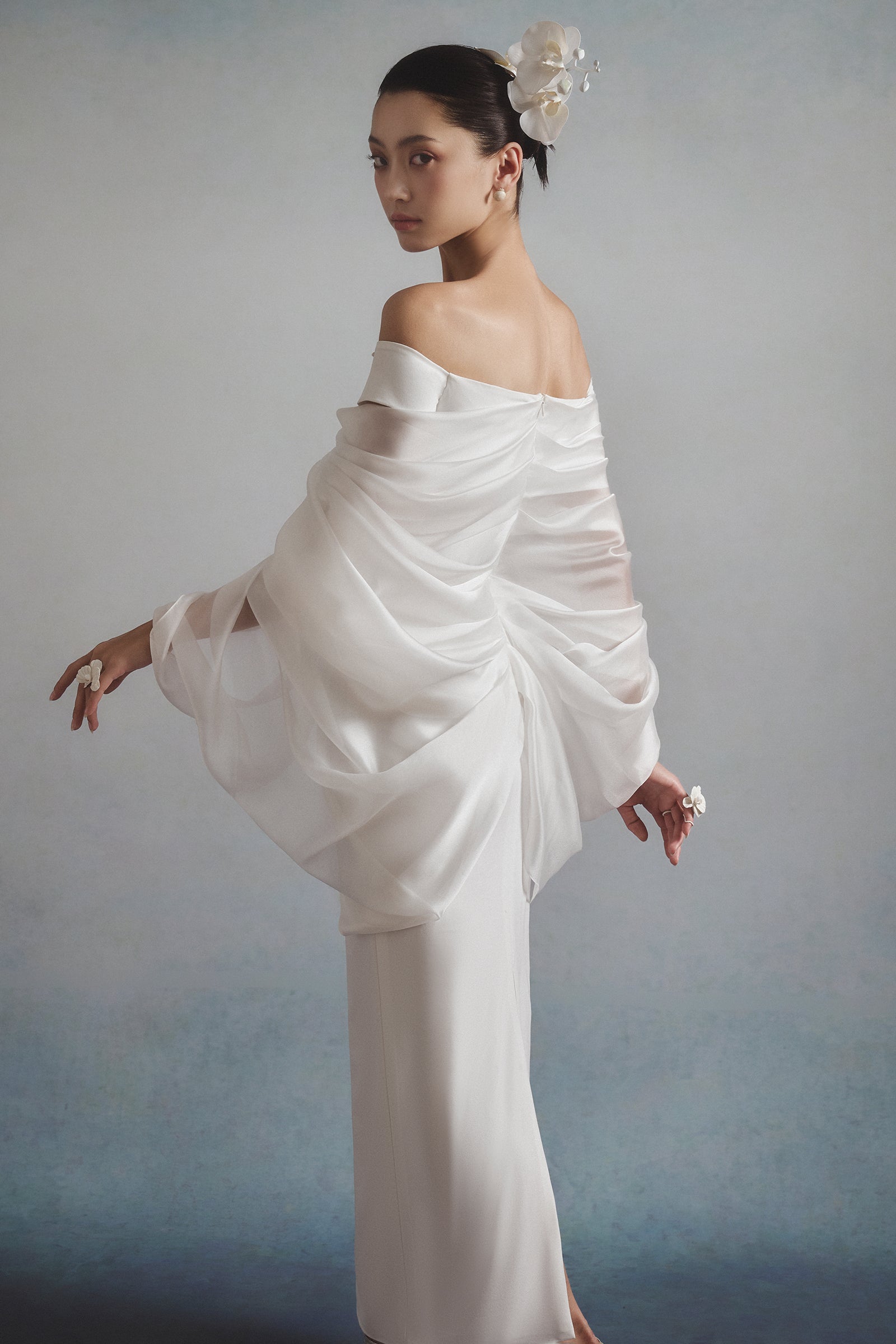 Blanc Off-Shoulder Midi Dress