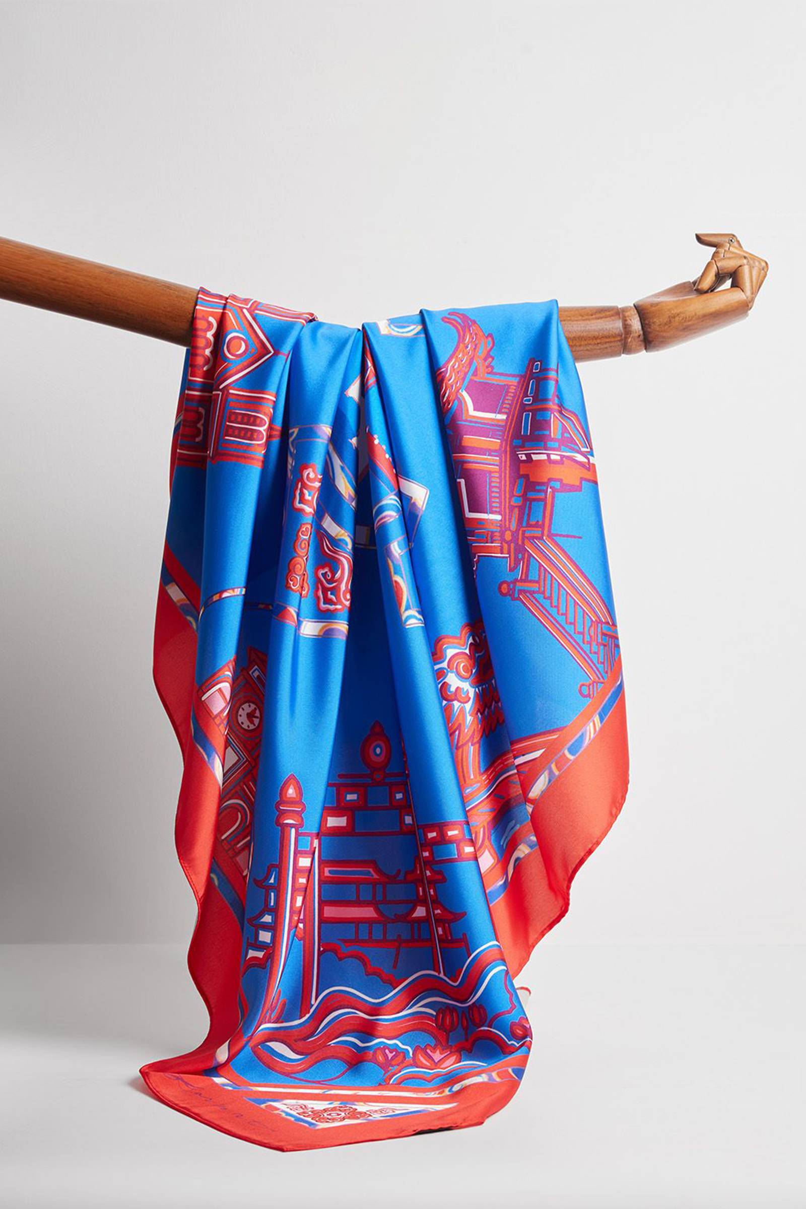 Imperial Echo Scarf